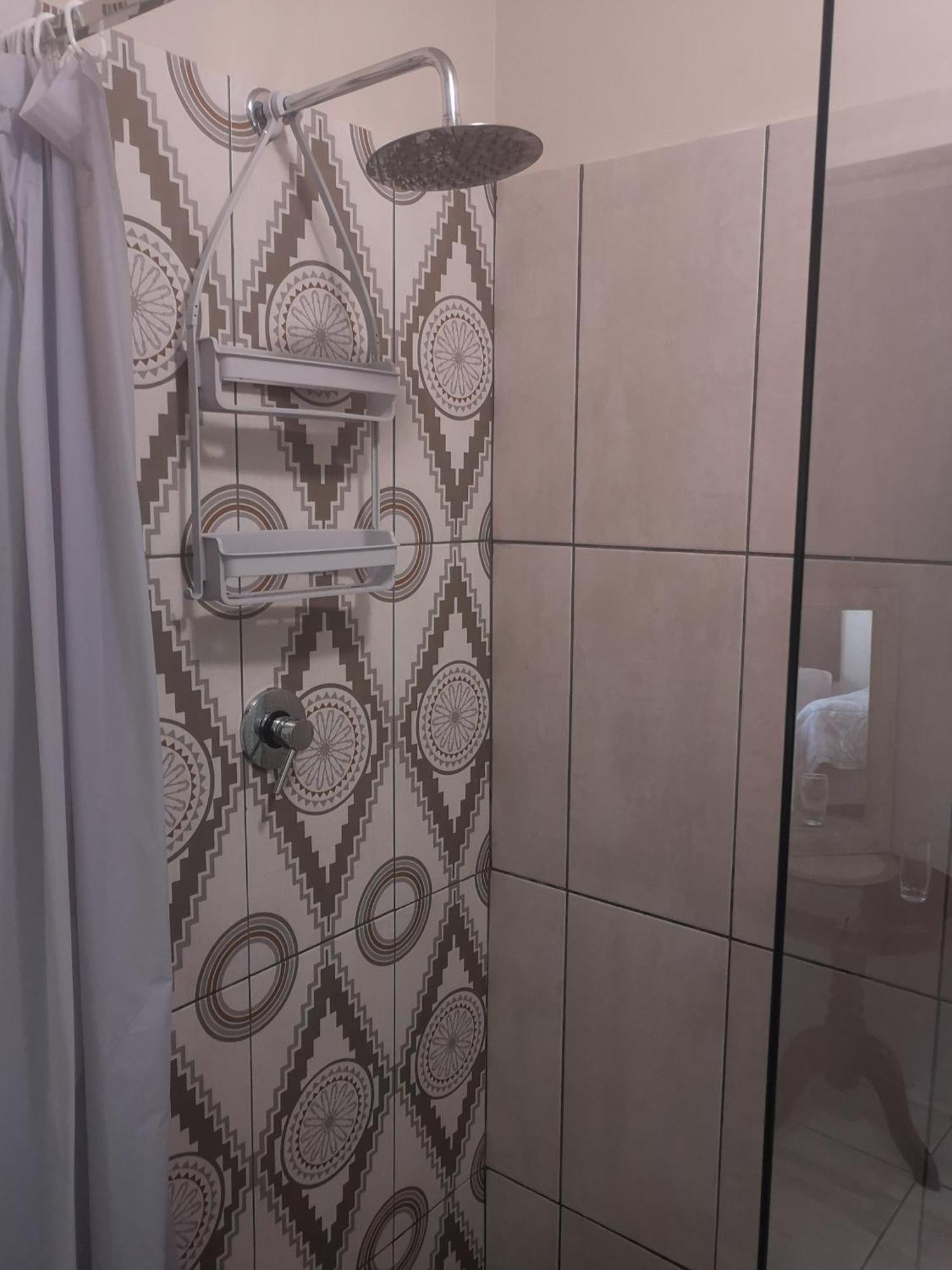 פארל Avo Tree Guesthouse מראה חיצוני תמונה